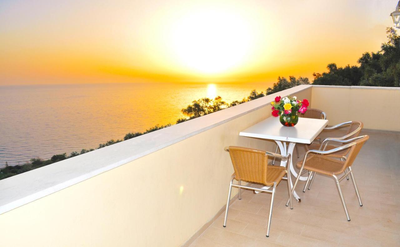 Holiday Apartments Maria With Pool And Panorama View - Agios Gordios Beach Exterior foto